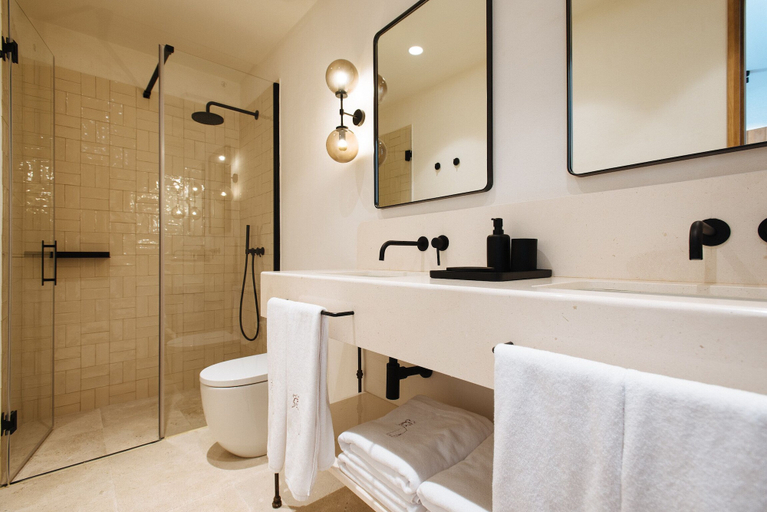 Bathroom 5, Casa del Rey Sabio, Sevilla