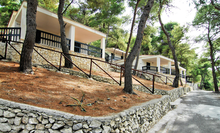 Exterior & Views 2, Gattarella Family Resort - Self-catering accommodations in the pinewood , Foggia