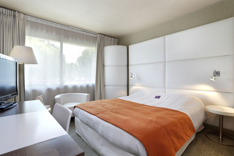 Bedroom 3, Mercure Brive, Corrèze