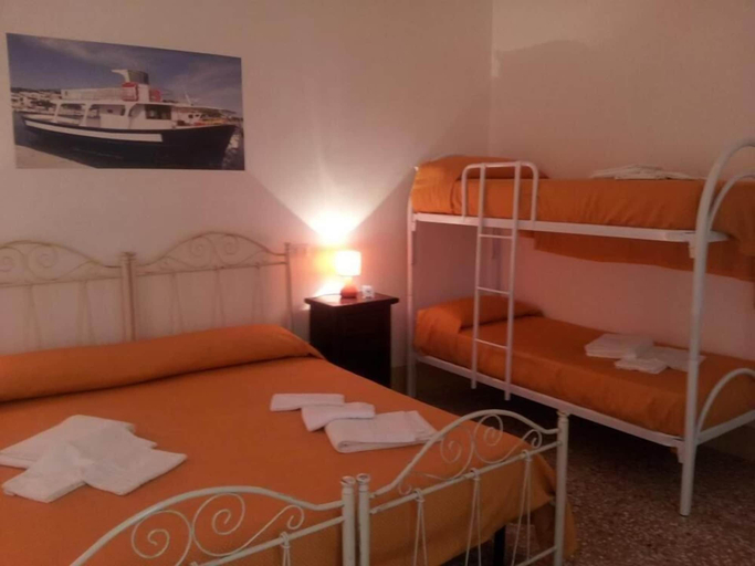 Bedroom 3, B&B La Torre, Lecce
