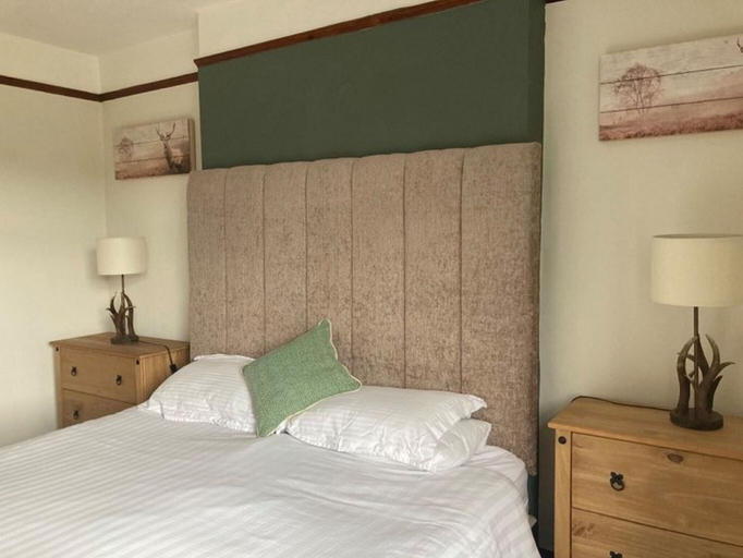Bedroom 2, Kestor Inn, Devon