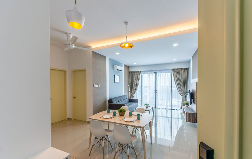 Dining Room 24