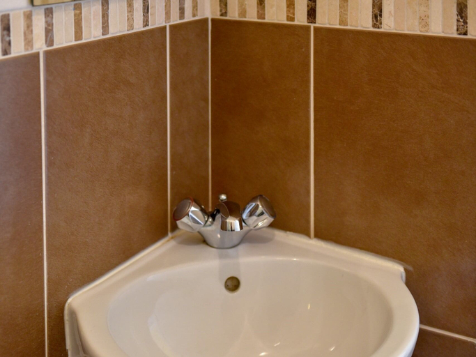Bathroom 3, The Warren Guest House, Cumbria