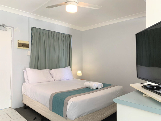 Bedroom 28