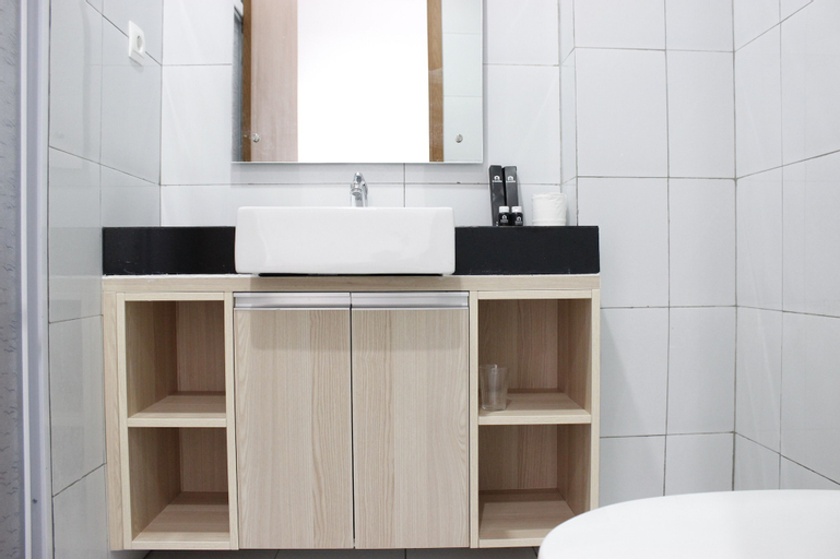 Bathroom 4