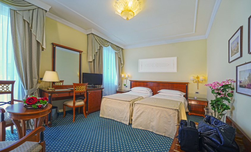 Bedroom 2, Hotel Aurora Terme, Padua