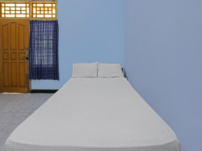 Bedroom 3, SPOT ON 92567 Jati Homestay, Lombok