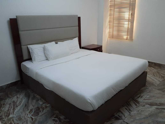 Bedroom 2, ROYAL SUITE HOTEL APARTMENTS, Saham