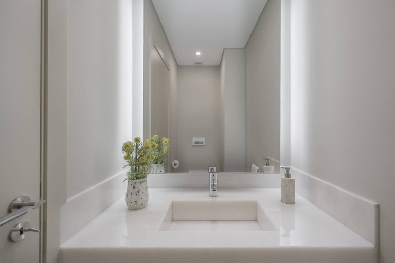 Bathroom 4, Luxury Holiday, sea View - Madeira Palace III, Funchal