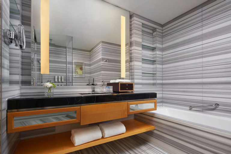 Bathroom 7