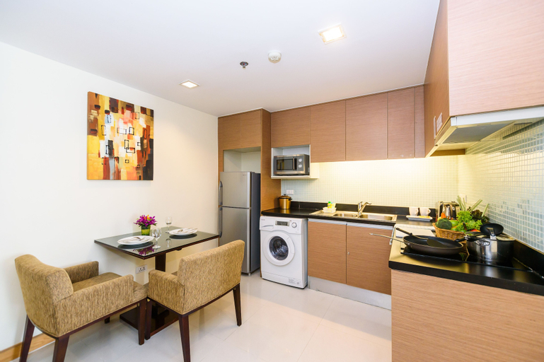 Dining Room 6