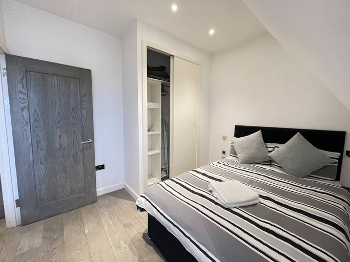 Bedroom 2, Remarkable 1-bed Apartment in Slough, Slough