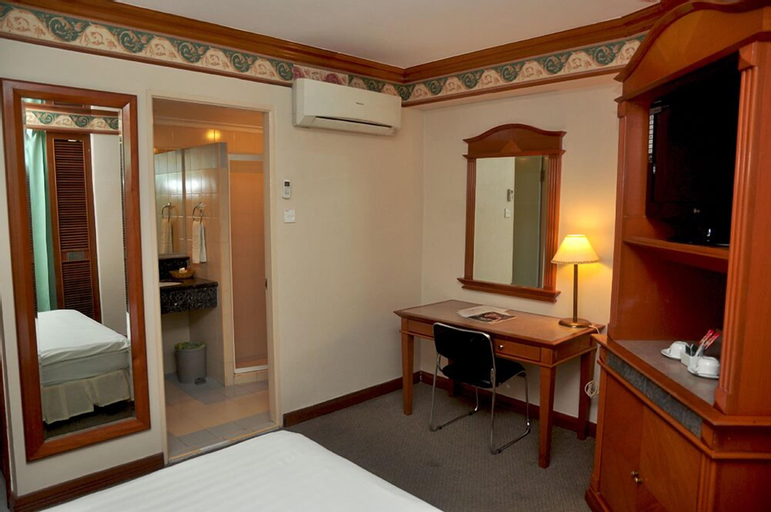 Bedroom 19