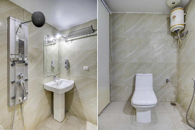 Bathroom 4, Fabhotel Csfc, Bhopal