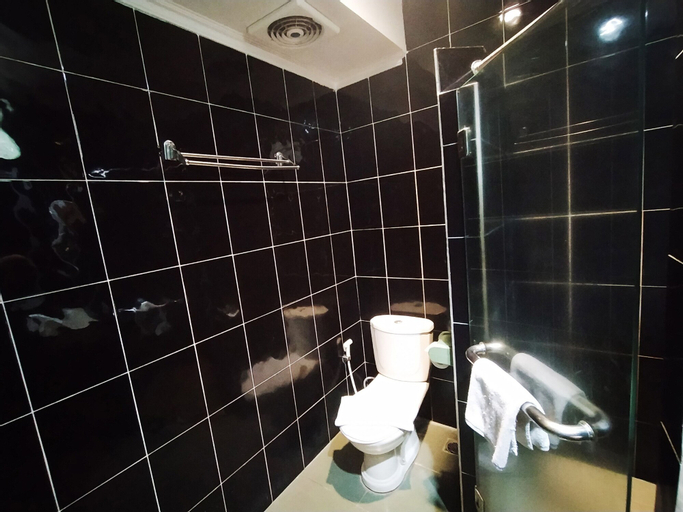 Bathroom 5