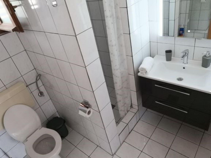 Bathroom 4, Apartments Ante, Pakoštane