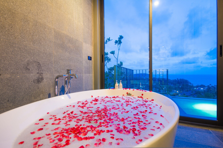 Bathroom 4
