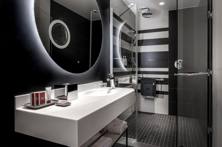 Bathroom 3