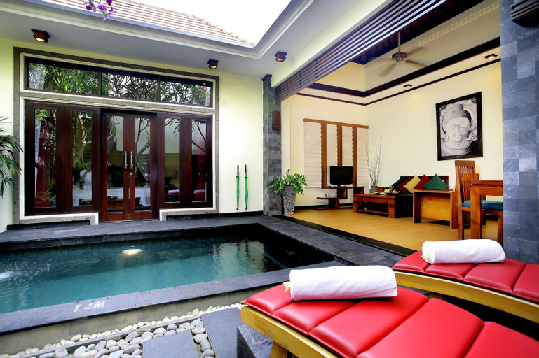 Swimming Pool 21