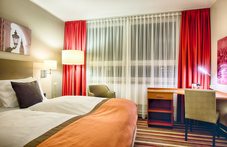 Bedroom 5, Leonardo Hotel Hamburg City Nord, Hamburg
