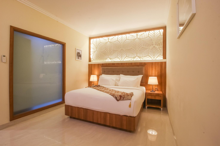 Bedroom 3, Ocean Beach Hotel, Padang