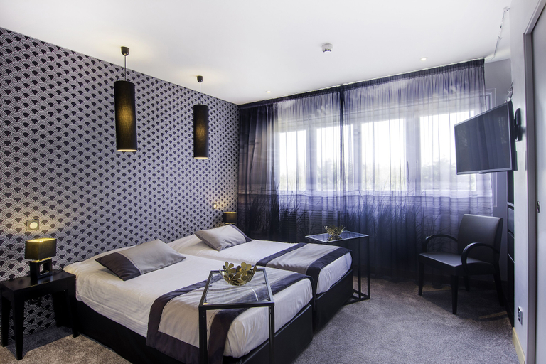 Bedroom 3, Hotel Club Bon Séjour La Plage, Calvados
