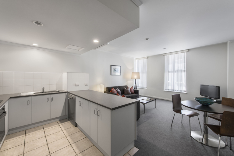 Dining Room 10