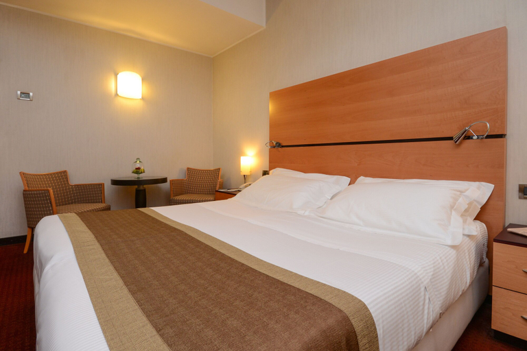 Bedroom 3, Hotel Igea, Brescia