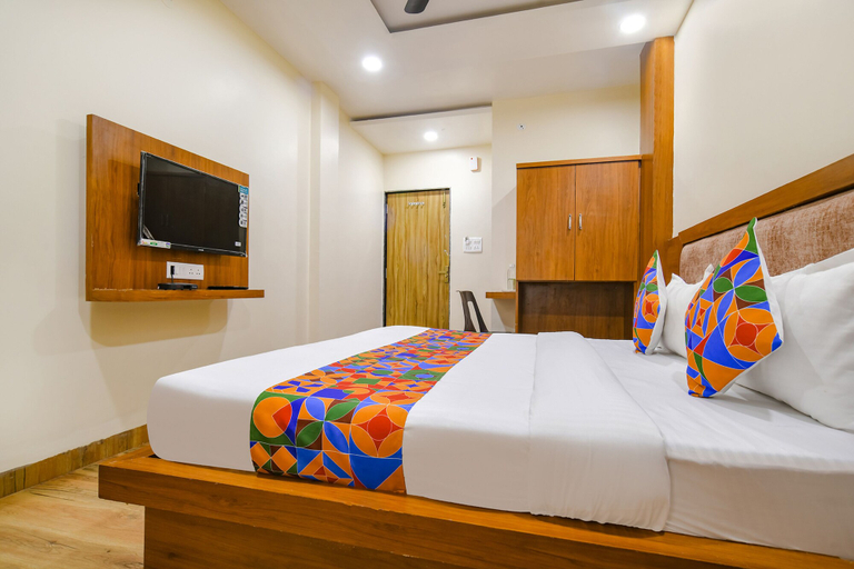 Bedroom 3, FabHotel Atharv - Airport, Indore