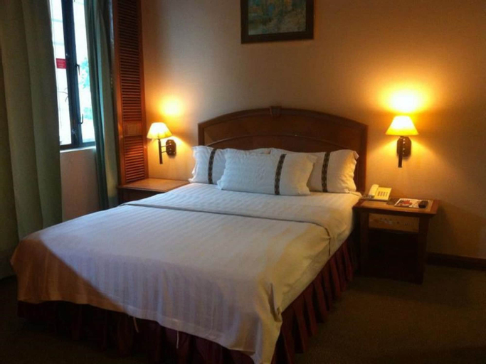 Bedroom 8