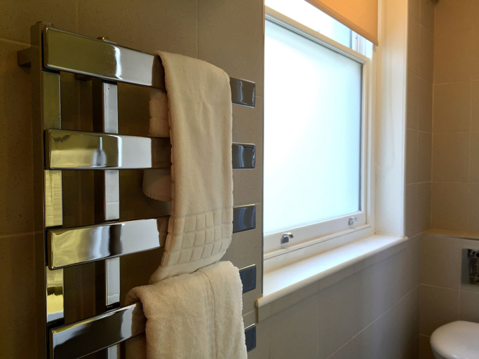 Bathroom 4, The Windermere Hotel, London, London