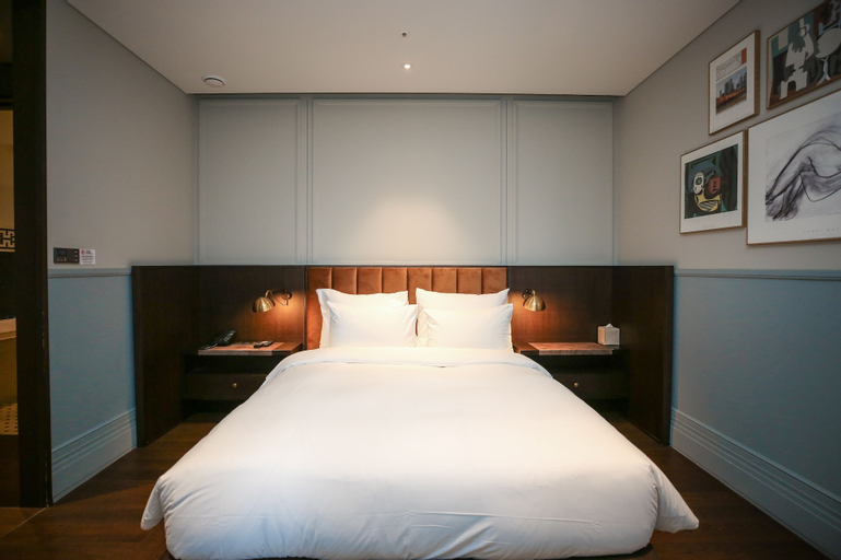 Bedroom 9