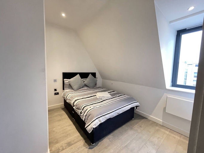 Bedroom 3, Remarkable 1-bed Apartment in Slough, Slough