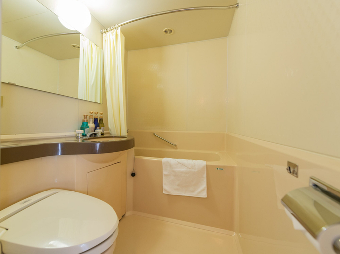 Bathroom 4, Alpico Plaza Hotel, Matsumoto
