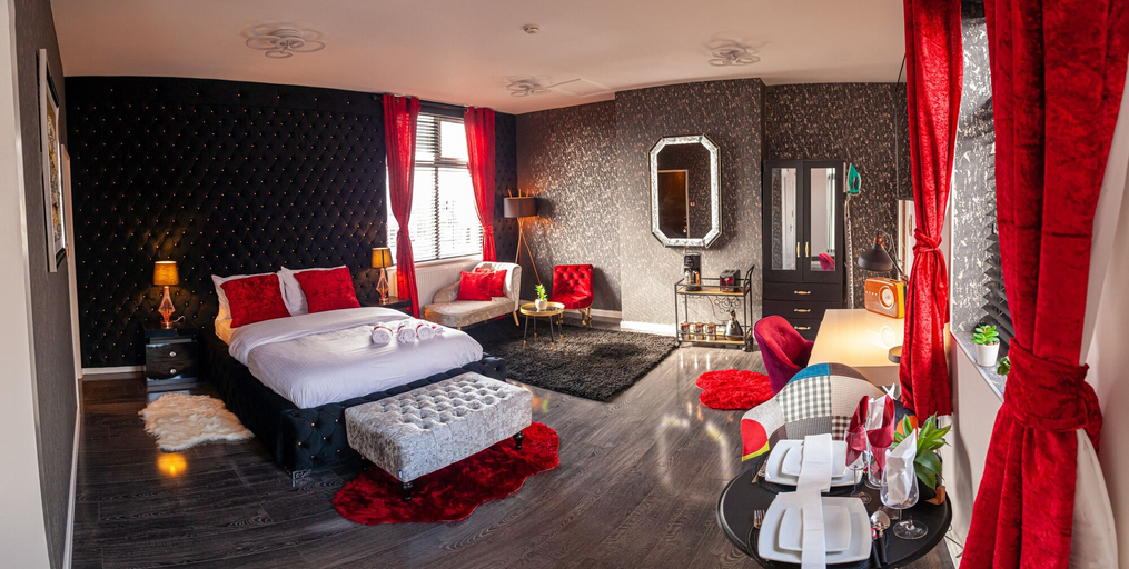 Bedroom 3, Captivating 1-bed Apartment in Birmingham, Birmingham