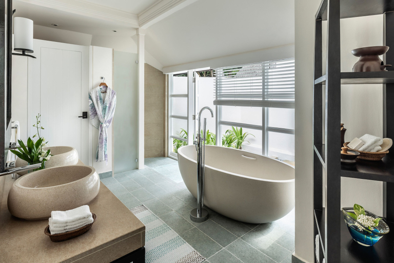 Bathroom 5, Four Seasons Maldives At Kuda Huraa, Kaafu Atoll