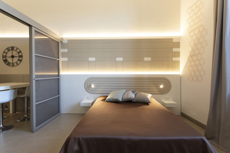 Bedroom 13