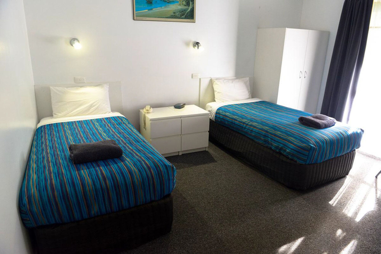 Bedroom 3, Bandicoot Motor Inn, S. Grampians Bal