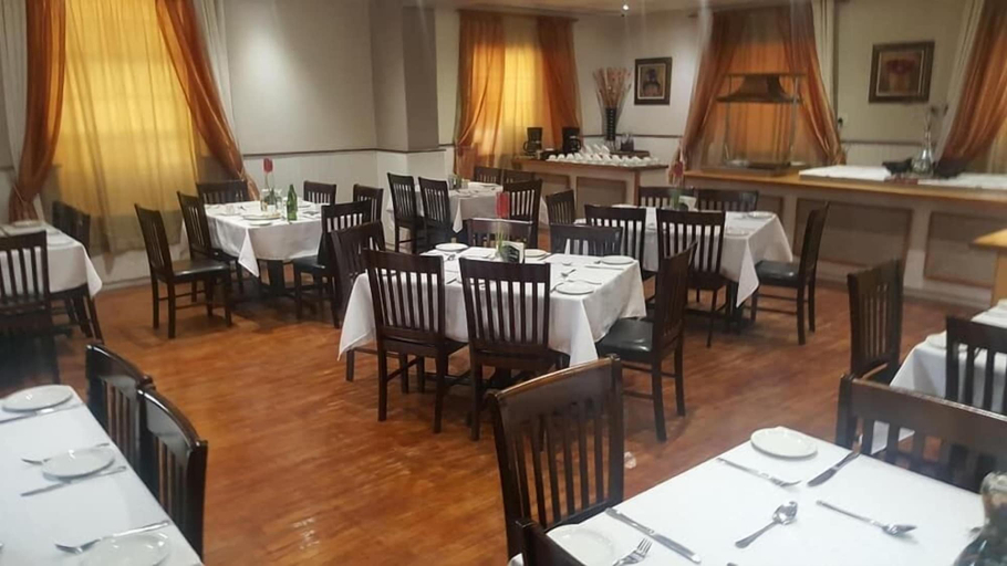 Food & Drinks 4, Pofadder Hotel, Namakwa