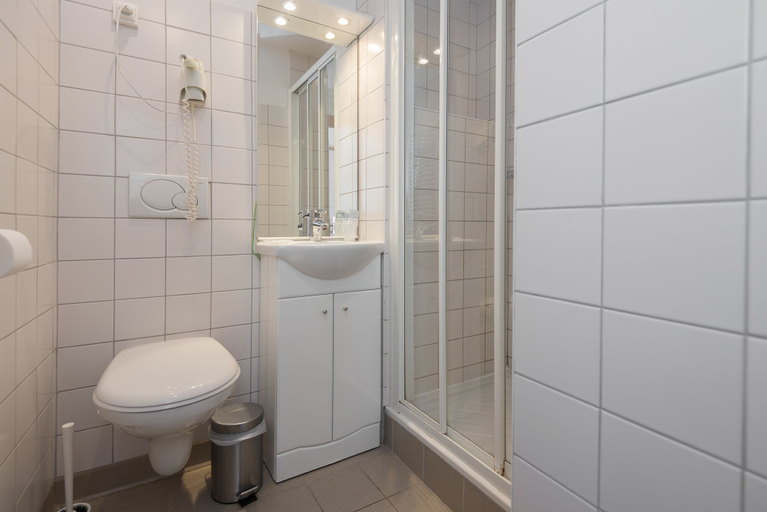 Bathroom 5, Klubhotel Le Refuge by Skinetworks, Isère