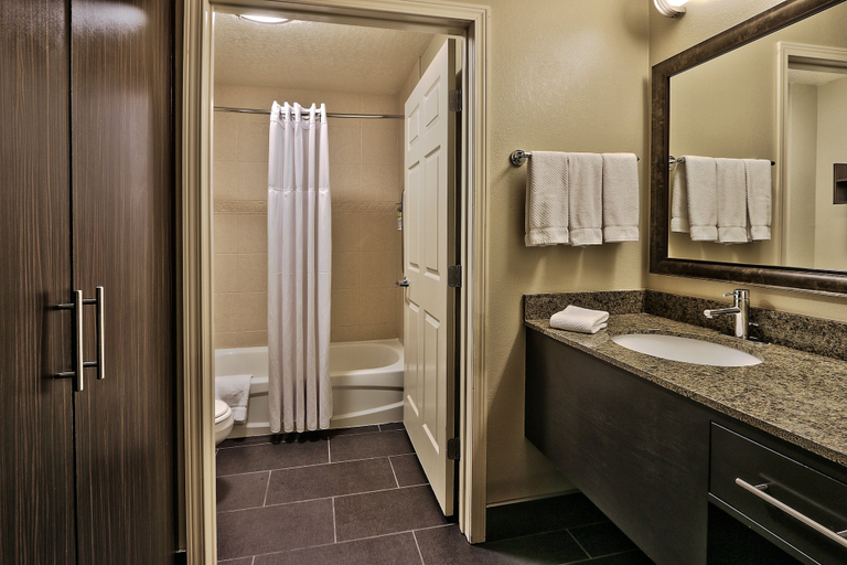 Bathroom 3, Staybridge Suites ALBUQUERQUE NORTH, Bernalillo