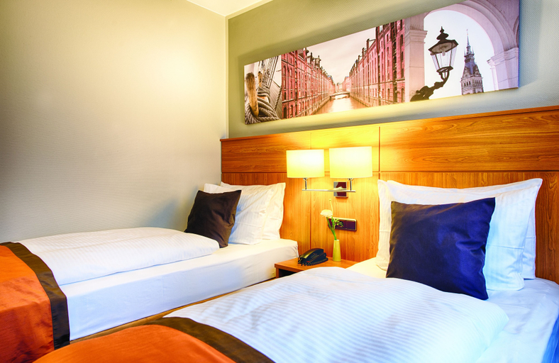Bedroom 3, Leonardo Hotel Hamburg City Nord, Hamburg