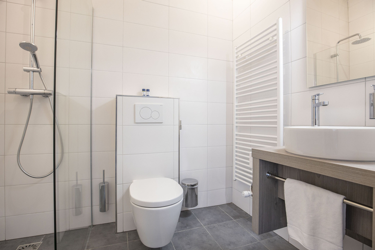 Bathroom 5