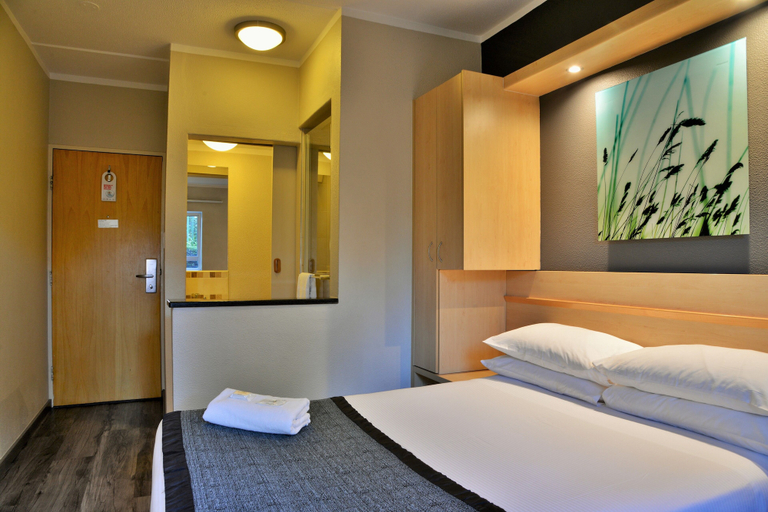 Bedroom 2, Road Lodge Rivonia, City of Johannesburg