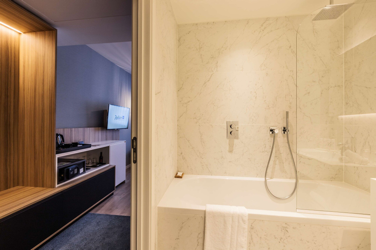 Bathroom 5