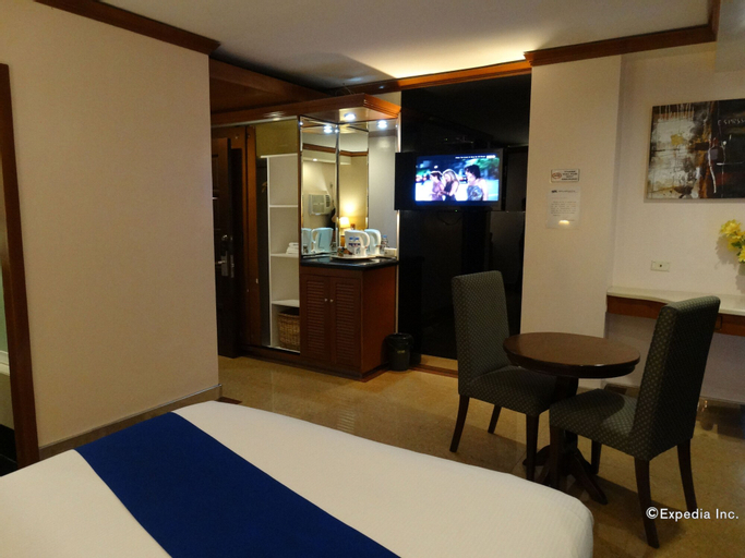 Bedroom 28