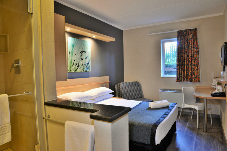 Bedroom 4, Road Lodge Rivonia, City of Johannesburg