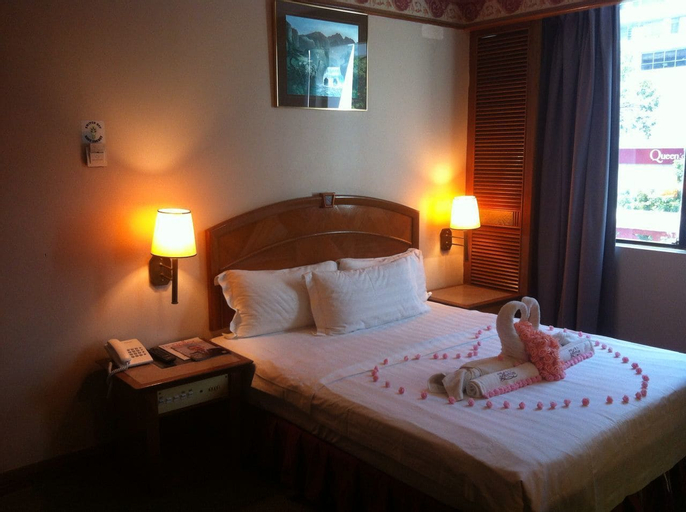 Bedroom 12