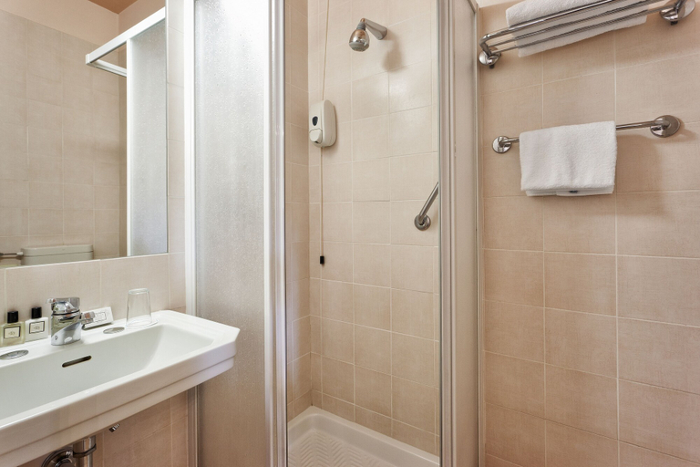 Bathroom 4, Ercolini E Savi, Pistoia