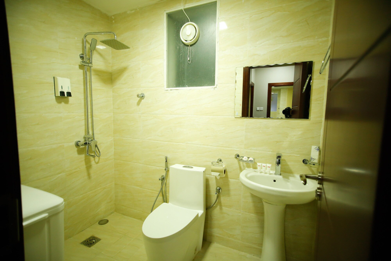Bathroom 4, Alpha Suites Hotel, Salalah